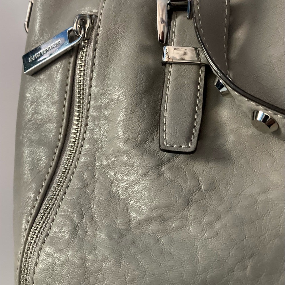 Michael Kors Gray leather bag with studded handles and Shoulder strap - Picture 3 of 13
